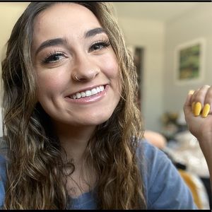 Meet your Posher, Kaitlynn